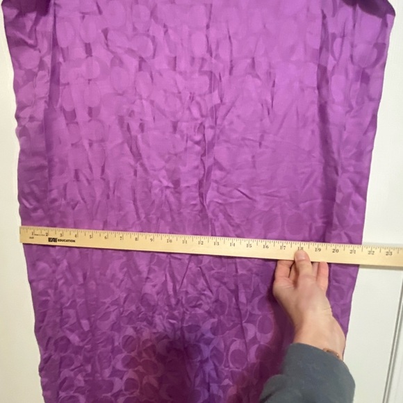 COACH Signature C Logo Rectangle Large Scarf Wrap Wool/Silk Purple New - Picture 7 of 9